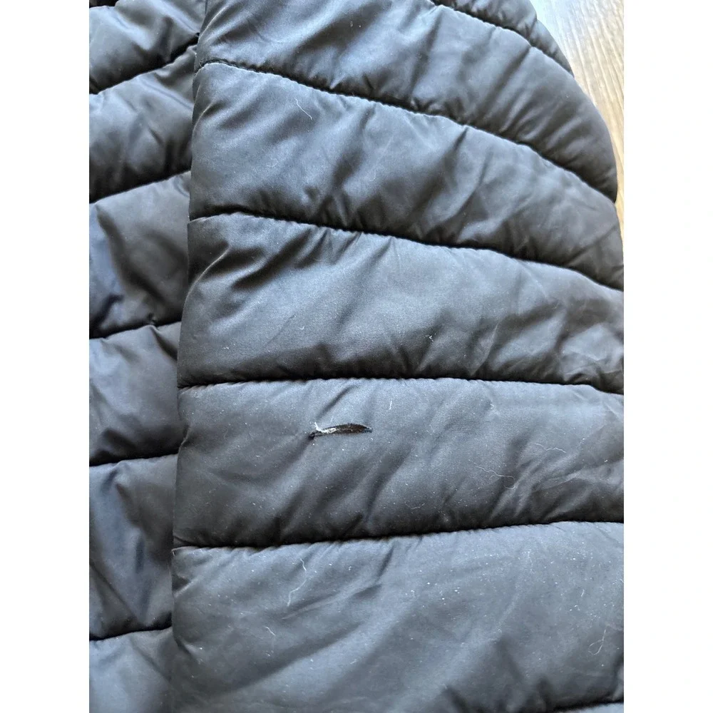 The North Face 700 Black Puffer Jacket Size L